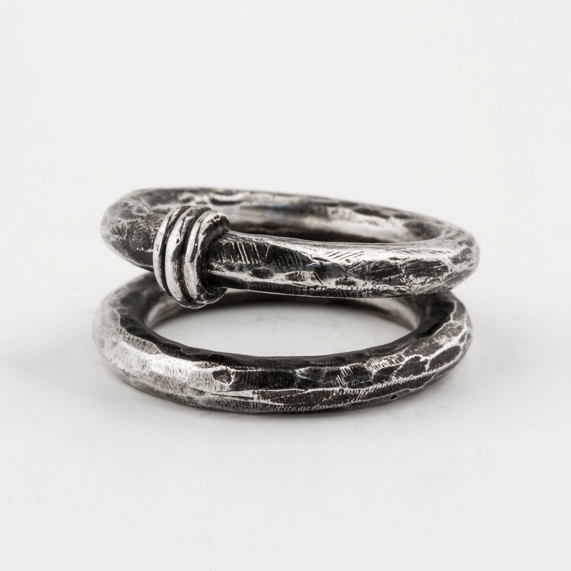 Spine Double Ring